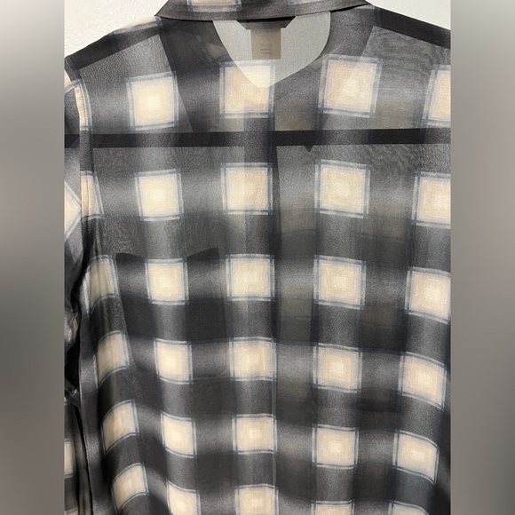 CLUB MONACO %100 SILK SHIRT - Picture 5 of 9